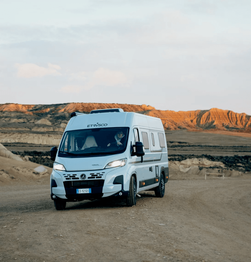 etrusco produktseite campervan open field copy 2